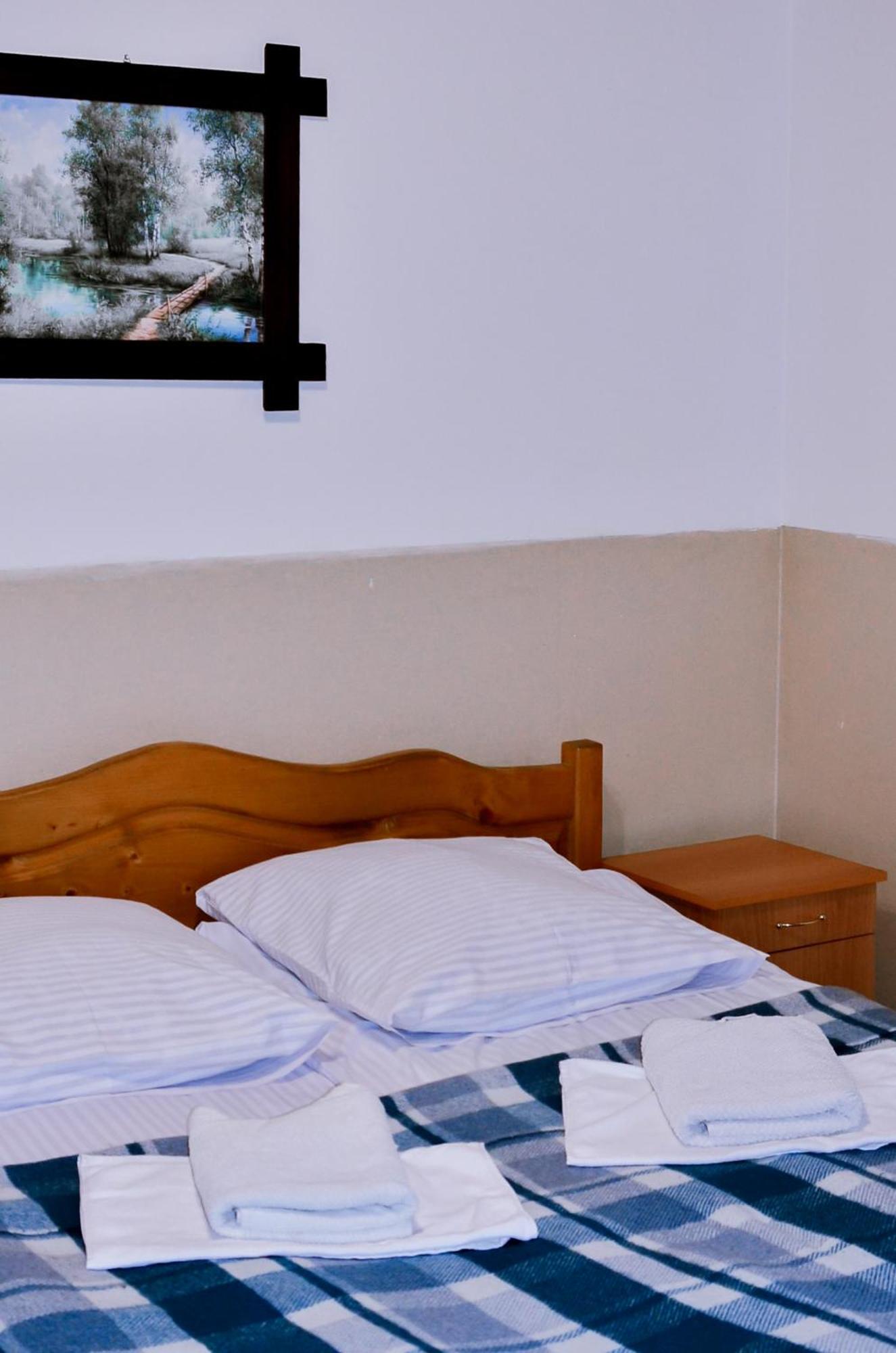 Guest House Mandrivnyi Rooms&Apartments Yasinia Esterno foto